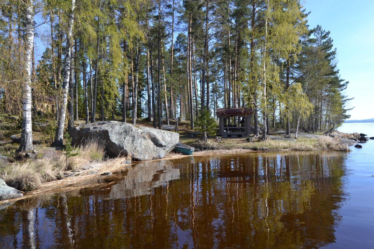Вилла Suvituuli | Paajoen Vuokramoekit Himos Экстерьер фото