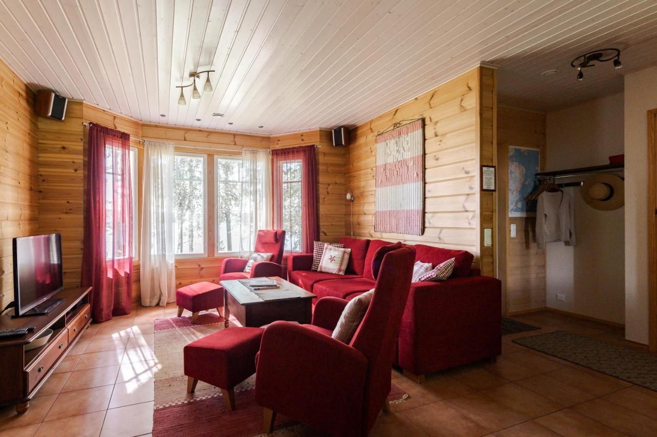 Вилла Suvituuli | Paajoen Vuokramoekit Himos Экстерьер фото