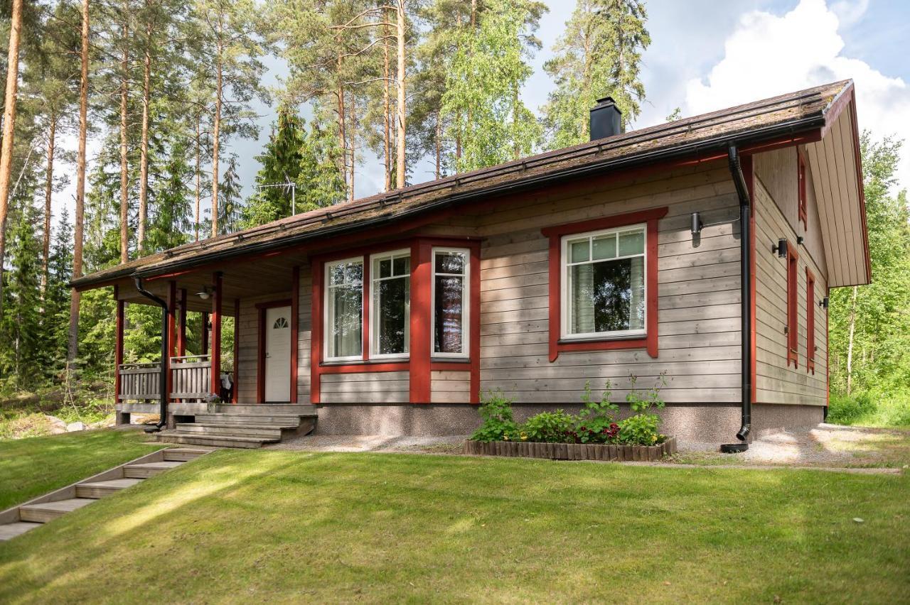 Вилла Suvituuli | Paajoen Vuokramoekit Himos Экстерьер фото